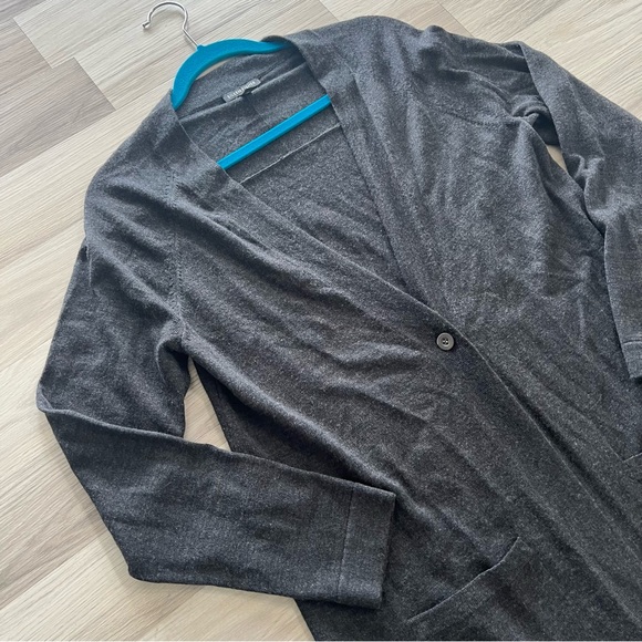 Eileen Fisher Gray  Long One Button Front Cardigan Size Medium - Picture 8 of 16
